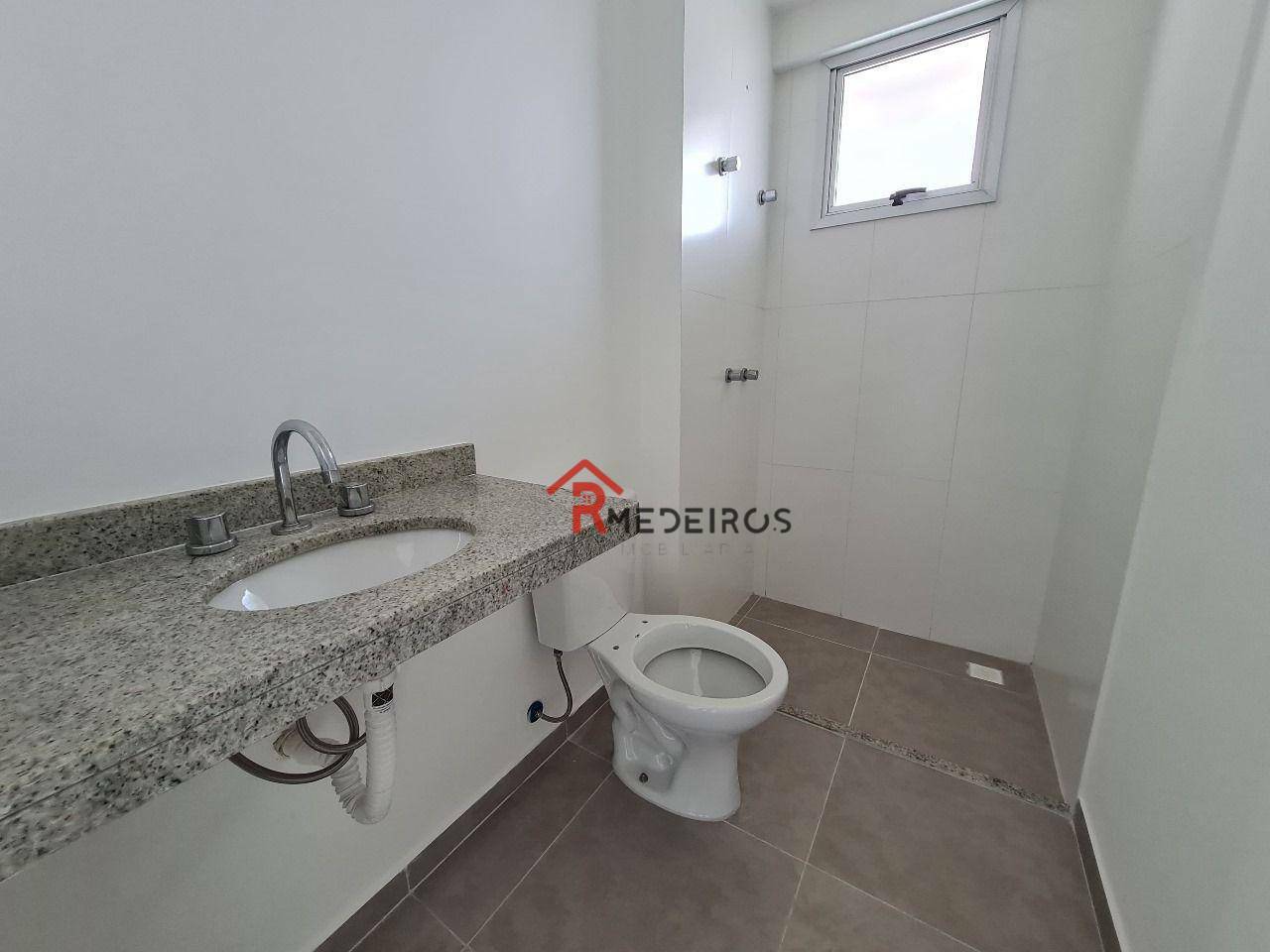 Apartamento à venda com 2 quartos, 101m² - Foto 4