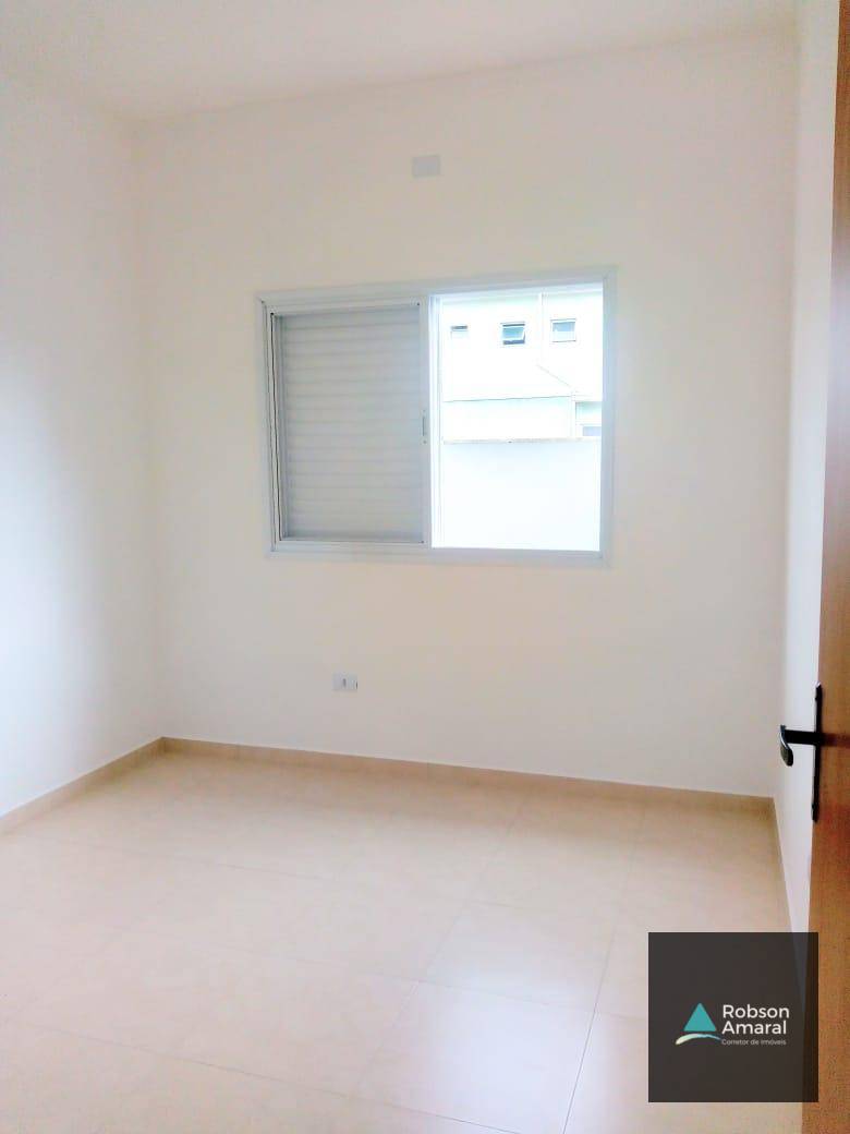 Casa à venda com 4 quartos, 200m² - Foto 12