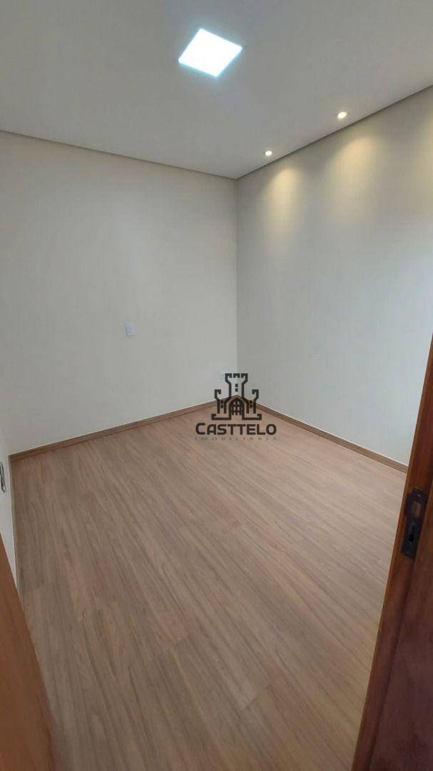 Casa à venda com 3 quartos, 79m² - Foto 10