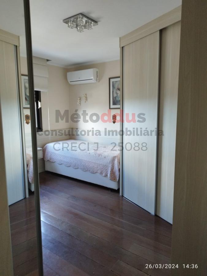 Apartamento à venda com 2 quartos, 80m² - Foto 33