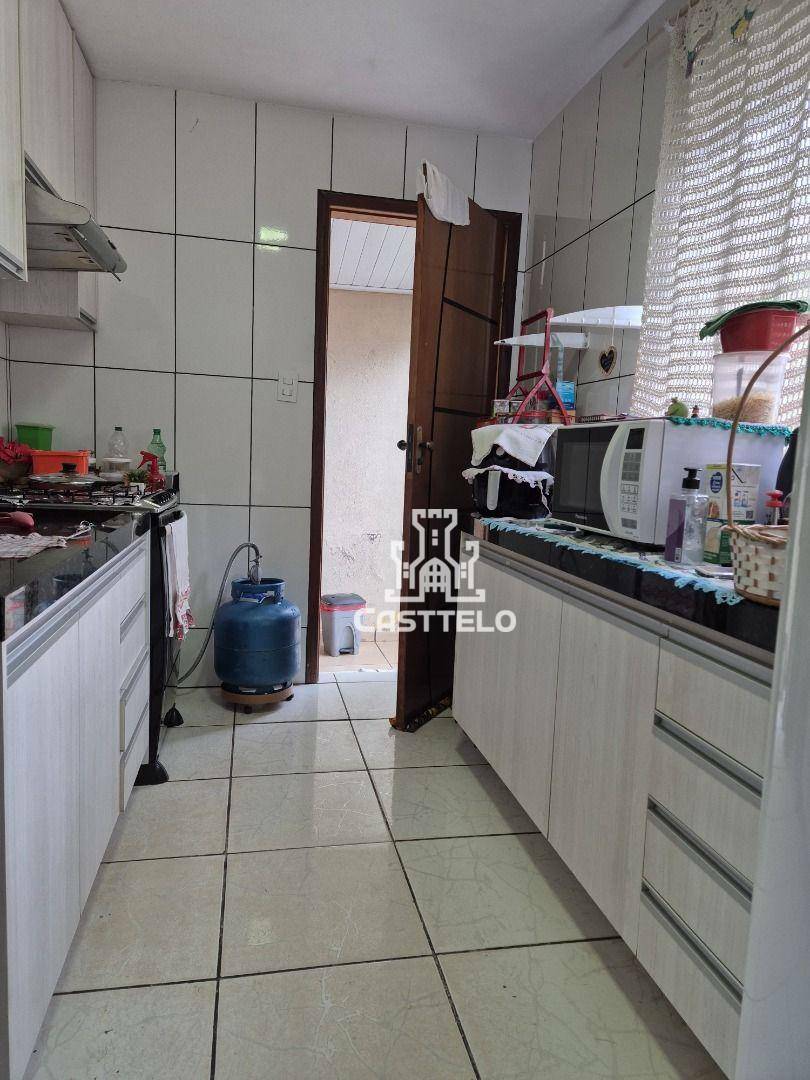 Casa à venda com 2 quartos, 130m² - Foto 5