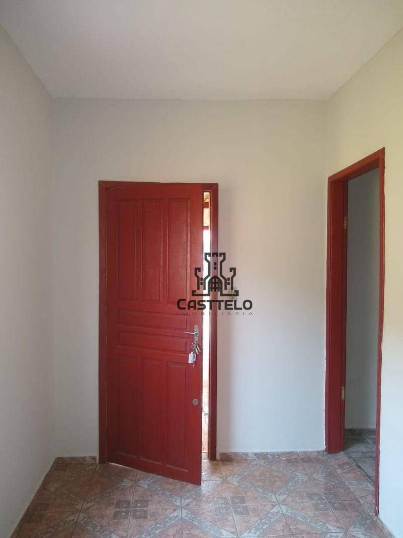 Casa à venda com 3 quartos, 95m² - Foto 8