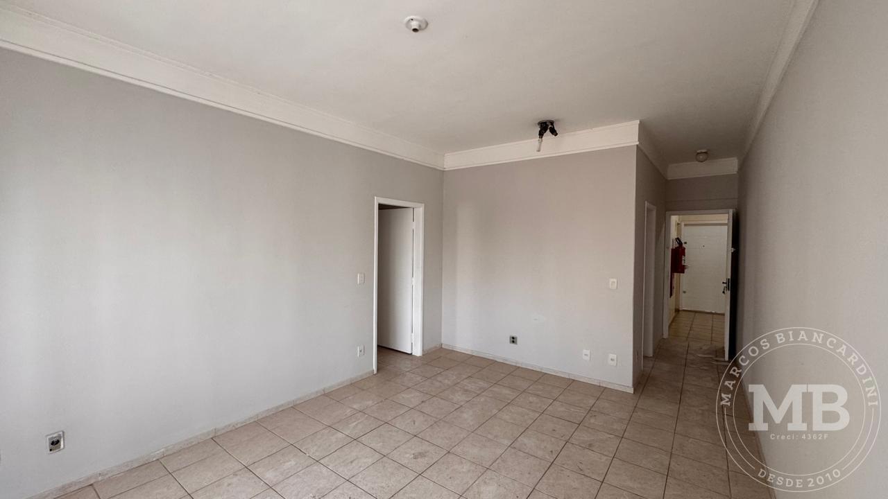 Apartamento à venda com 2 quartos, 79m² - Foto 4