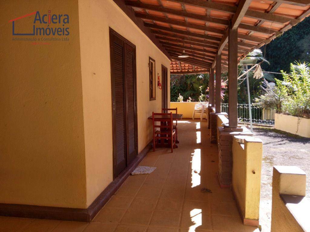 Casa de Condomínio à venda com 3 quartos, 300m² - Foto 25