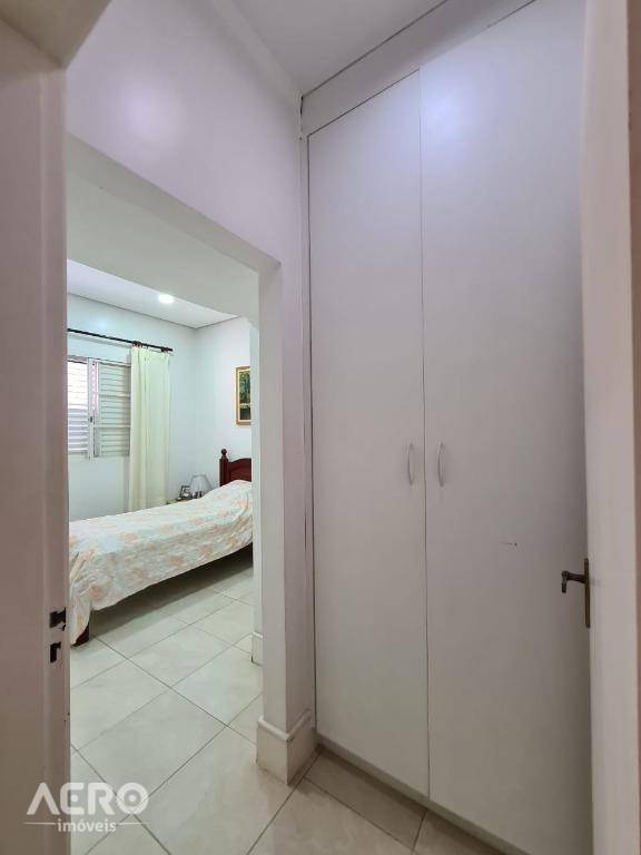 Casa à venda com 3 quartos, 195m² - Foto 5