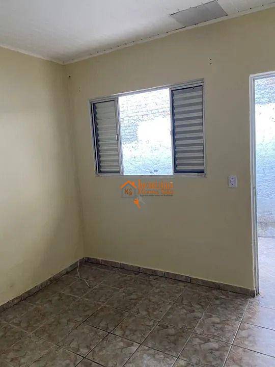 Casa à venda com 4 quartos, 210m² - Foto 4