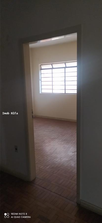 Casa à venda com 3 quartos, 190m² - Foto 6