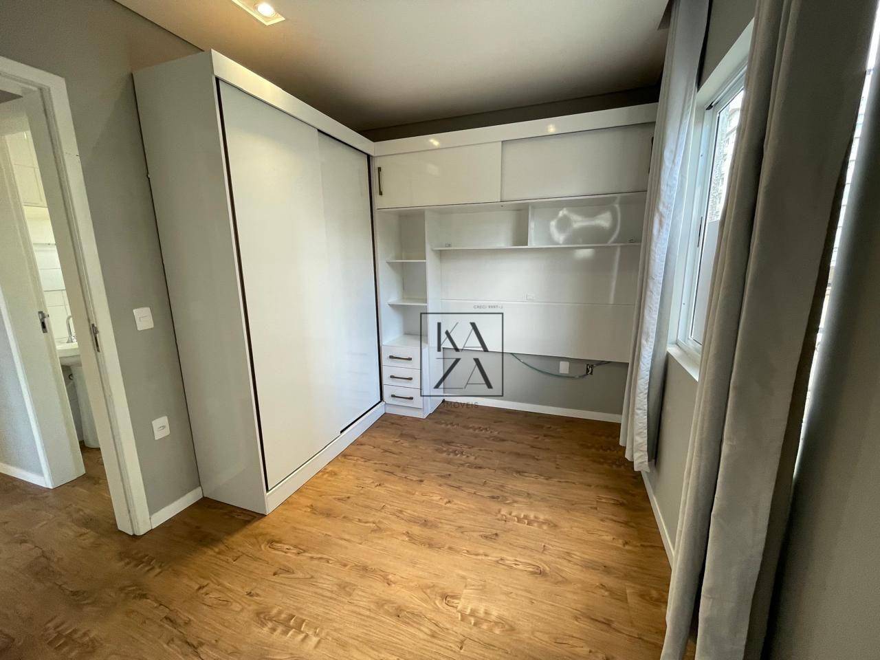 Apartamento à venda com 2 quartos, 75m² - Foto 7