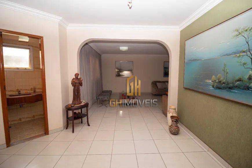 Apartamento à venda com 4 quartos, 209m² - Foto 9