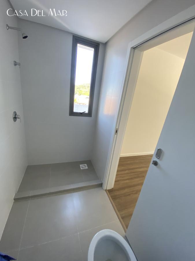 Apartamento à venda com 2 quartos, 72m² - Foto 29