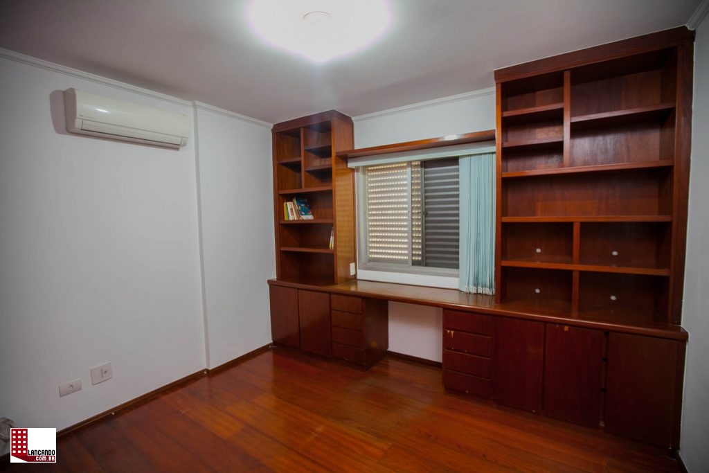 Apartamento à venda com 3 quartos, 310m² - Foto 1