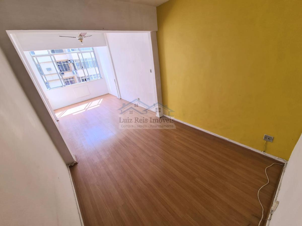 Apartamento à venda com 1 quarto, 39m² - Foto 12