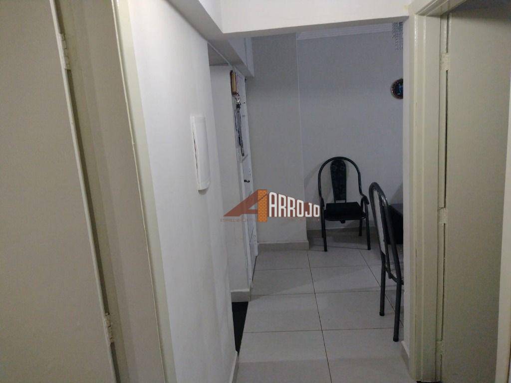 Apartamento à venda com 2 quartos, 63m² - Foto 21