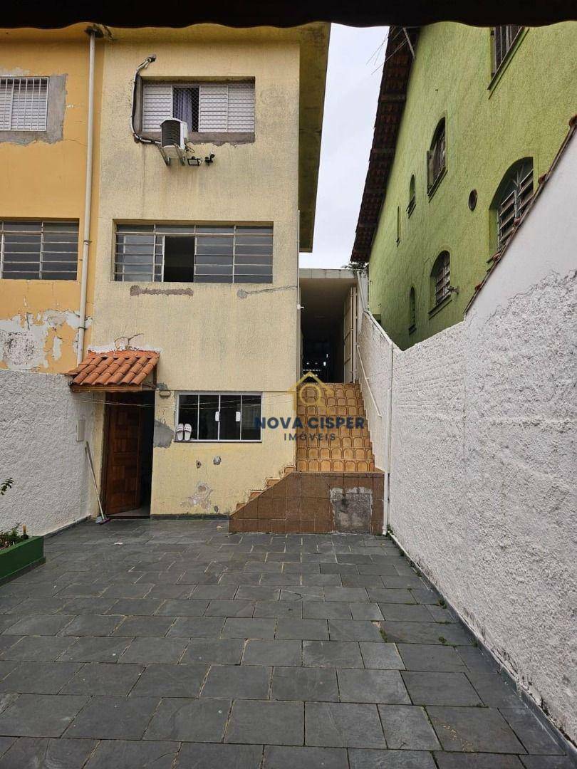 Sobrado à venda com 3 quartos, 250m² - Foto 2