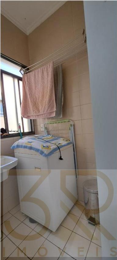 Apartamento à venda com 2 quartos, 65m² - Foto 14