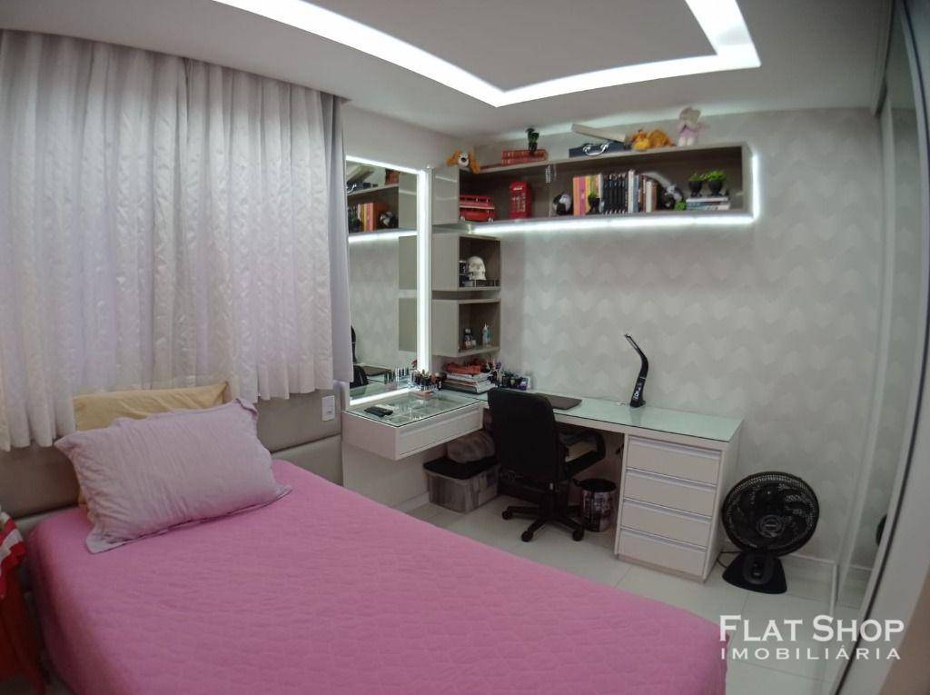 Apartamento à venda com 3 quartos, 151m² - Foto 18