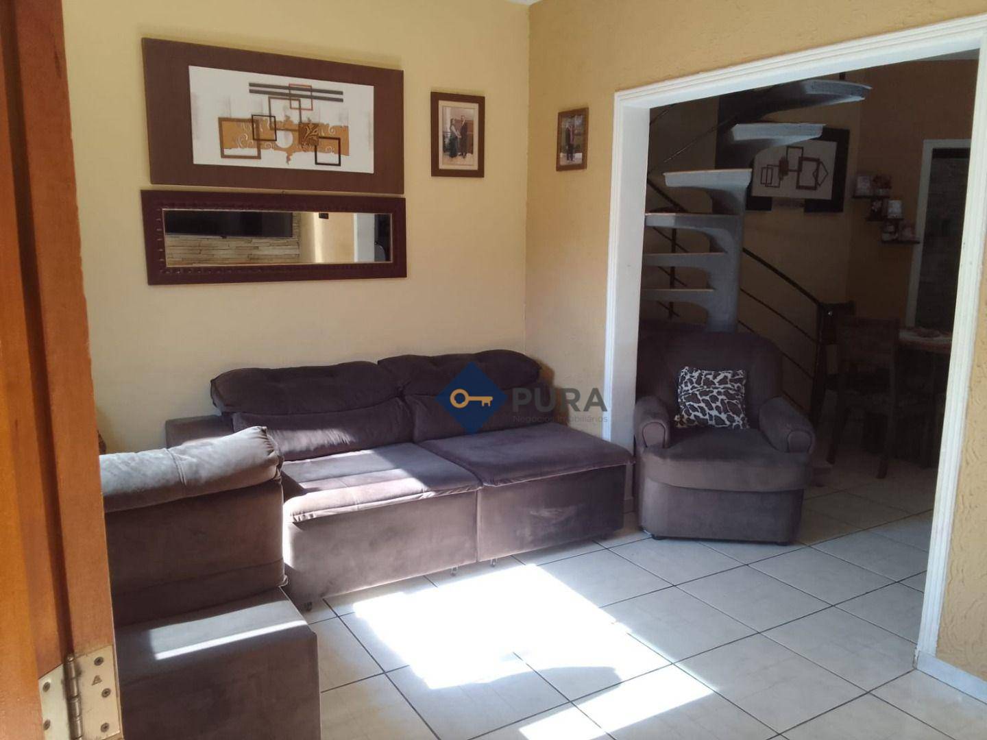 Sobrado à venda com 3 quartos, 182m² - Foto 1