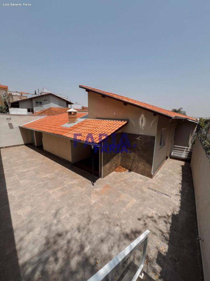 Casa à venda com 2 quartos, 260m² - Foto 18