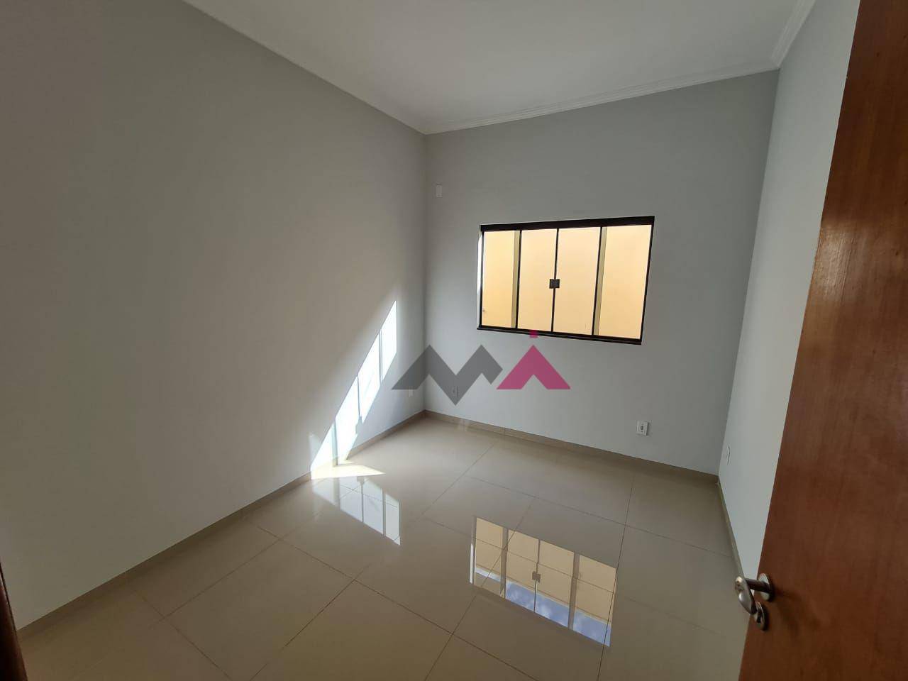 Casa à venda com 4 quartos, 217m² - Foto 9