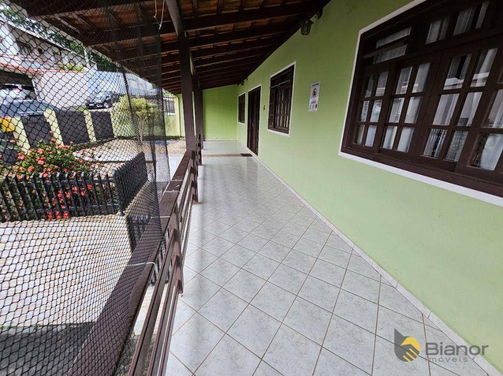 Casa à venda com 3 quartos, 200m² - Foto 5