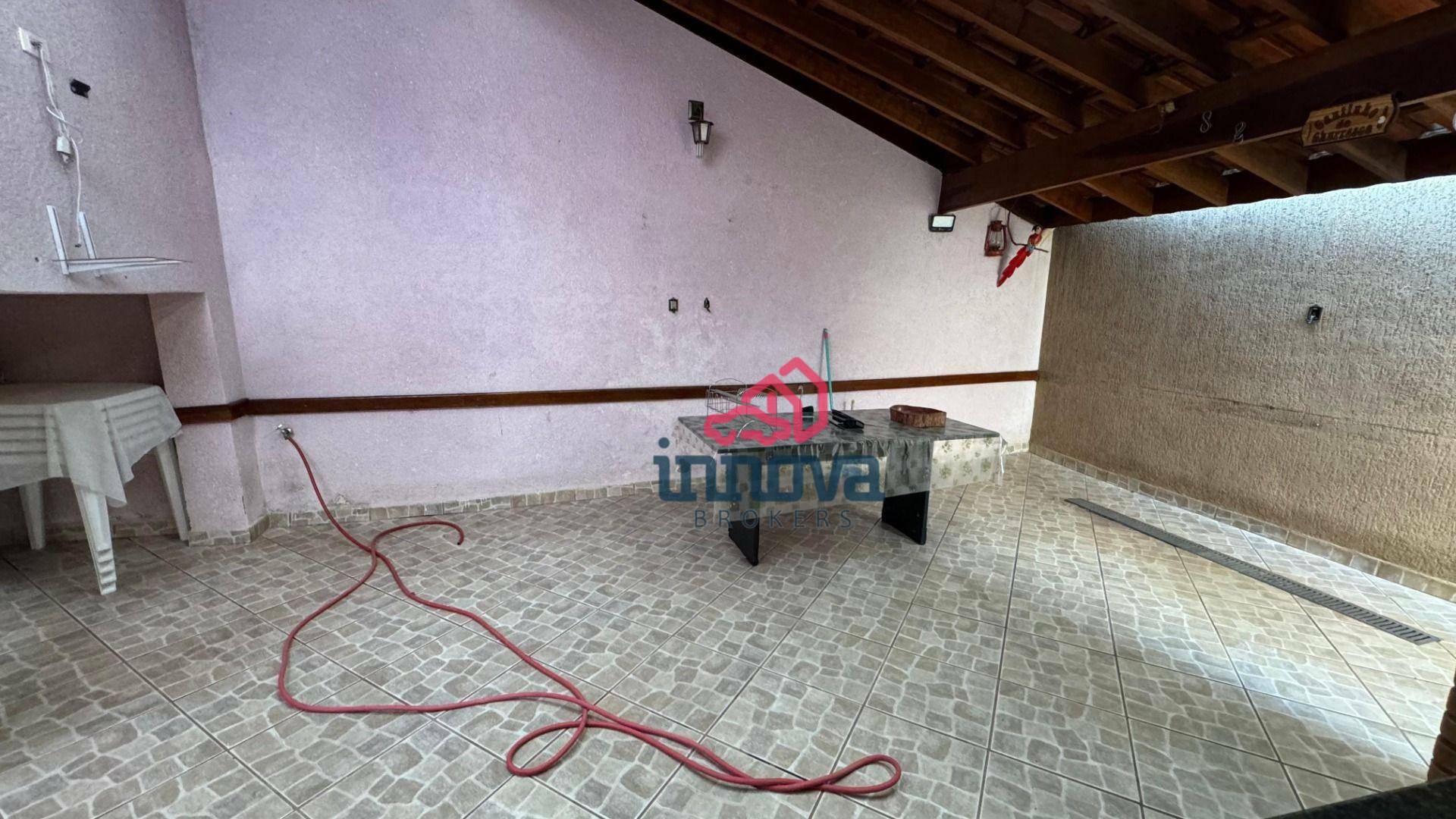 Casa à venda com 3 quartos, 100m² - Foto 3