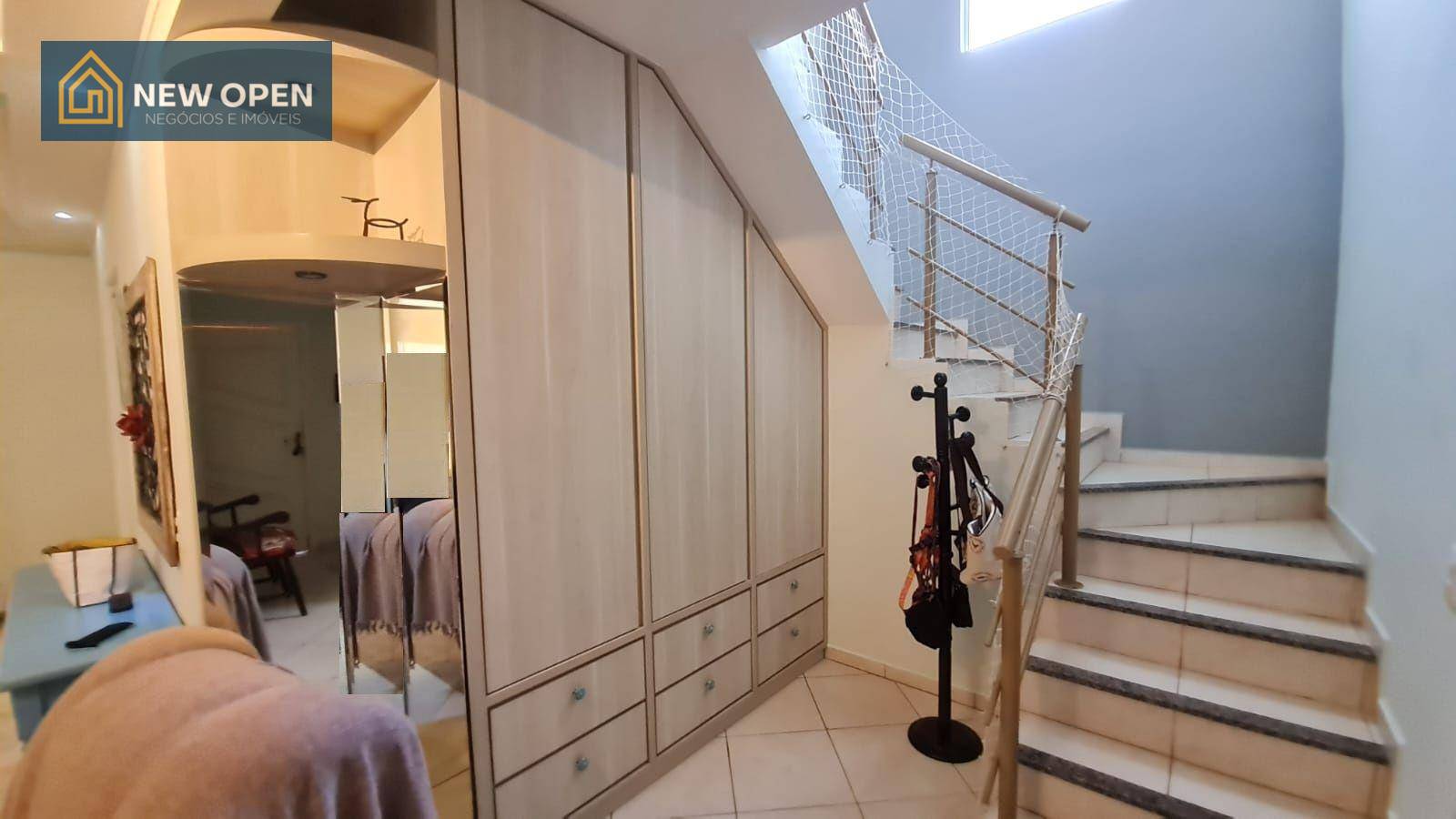 Casa à venda com 3 quartos, 170m² - Foto 9