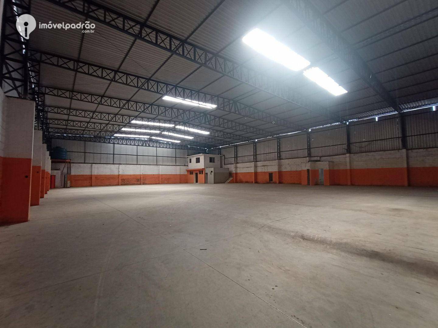 Depósito-Galpão-Armazém para alugar, 1350m² - Foto 1