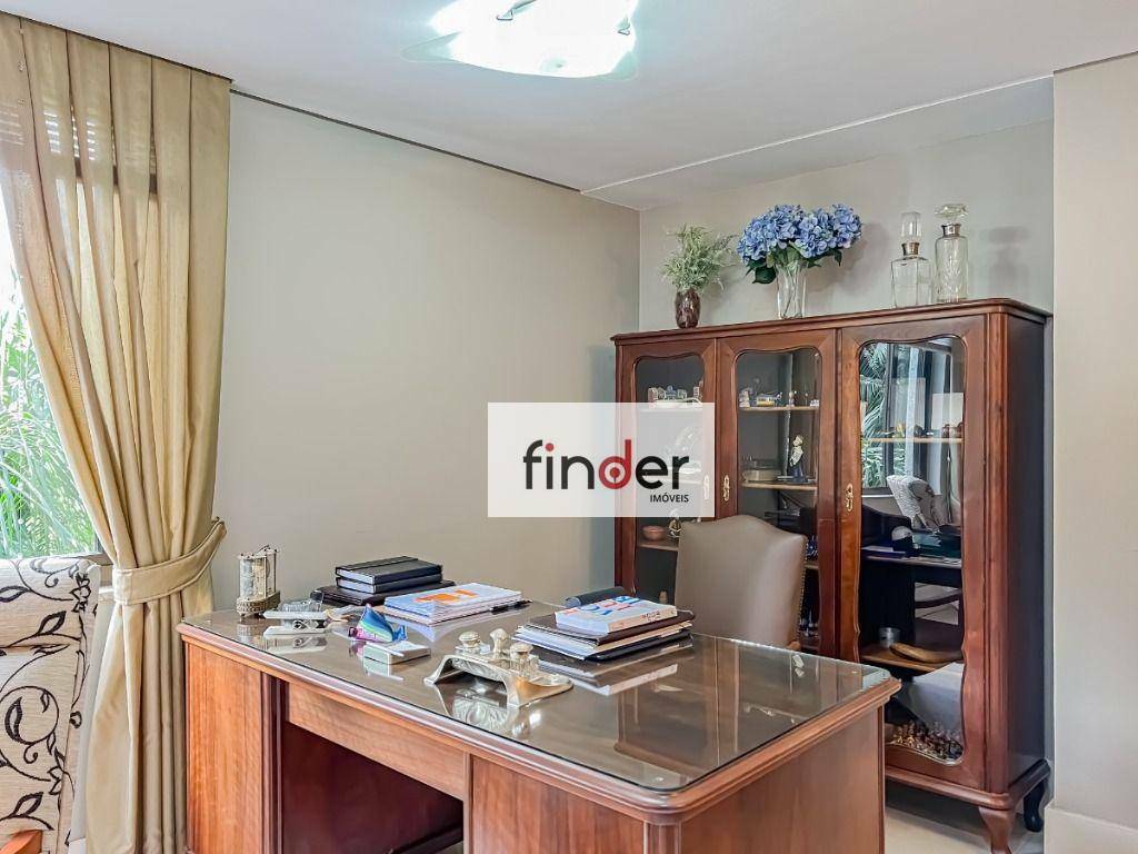 Apartamento à venda com 4 quartos, 184m² - Foto 8