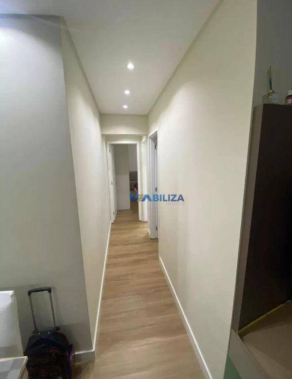 Apartamento à venda com 2 quartos, 52m² - Foto 11