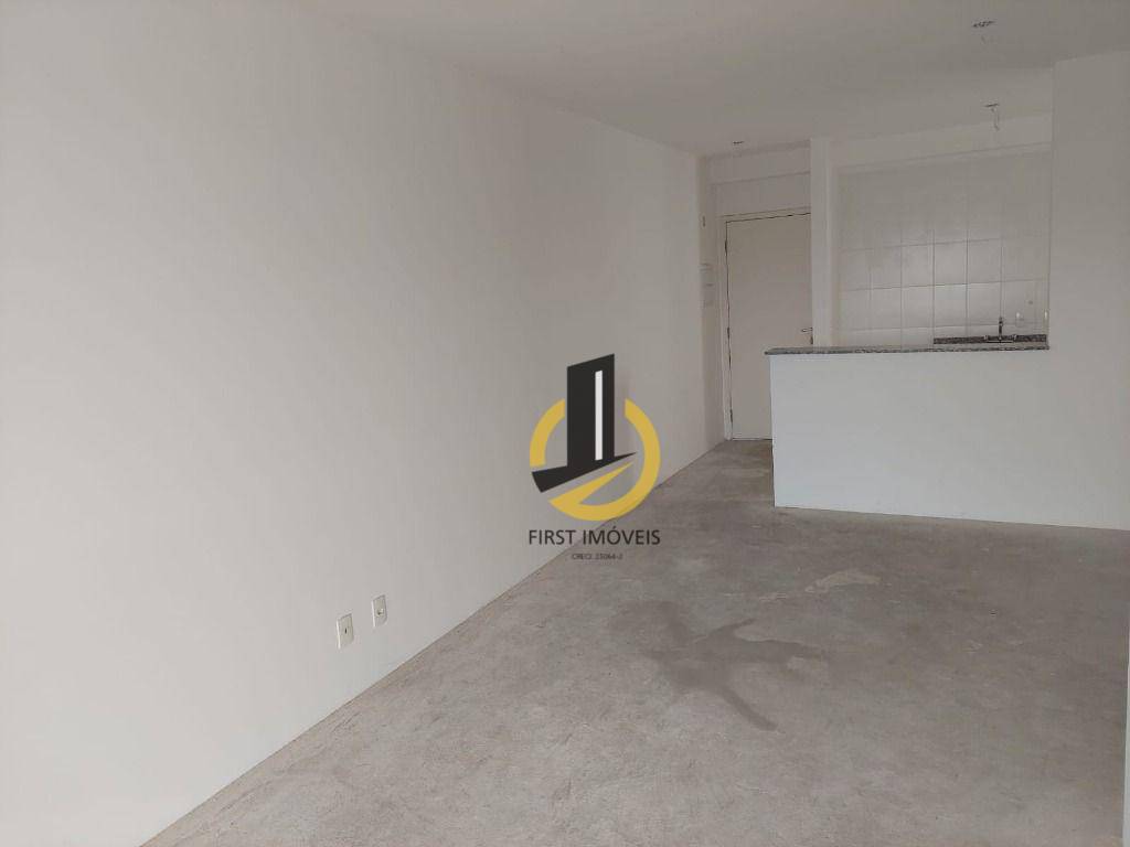 Apartamento à venda com 3 quartos, 84m² - Foto 2