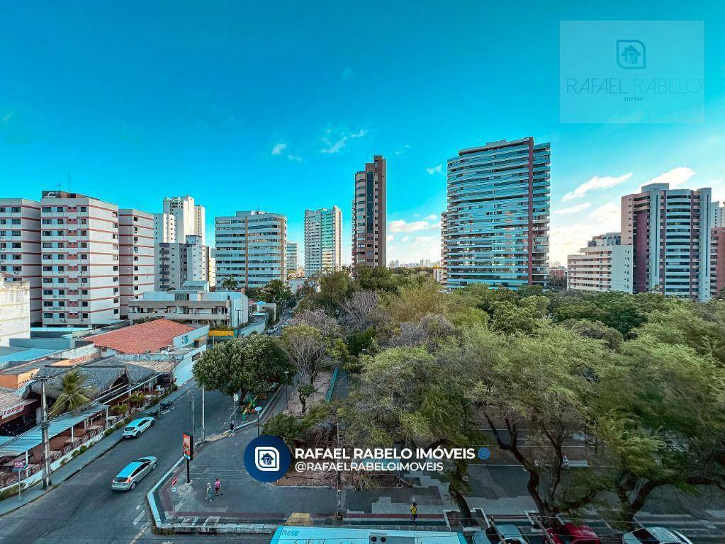 Apartamento à venda com 3 quartos, 144m² - Foto 4