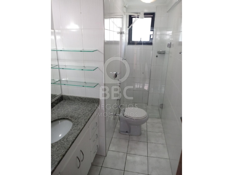 Apartamento à venda com 2 quartos, 70m² - Foto 12