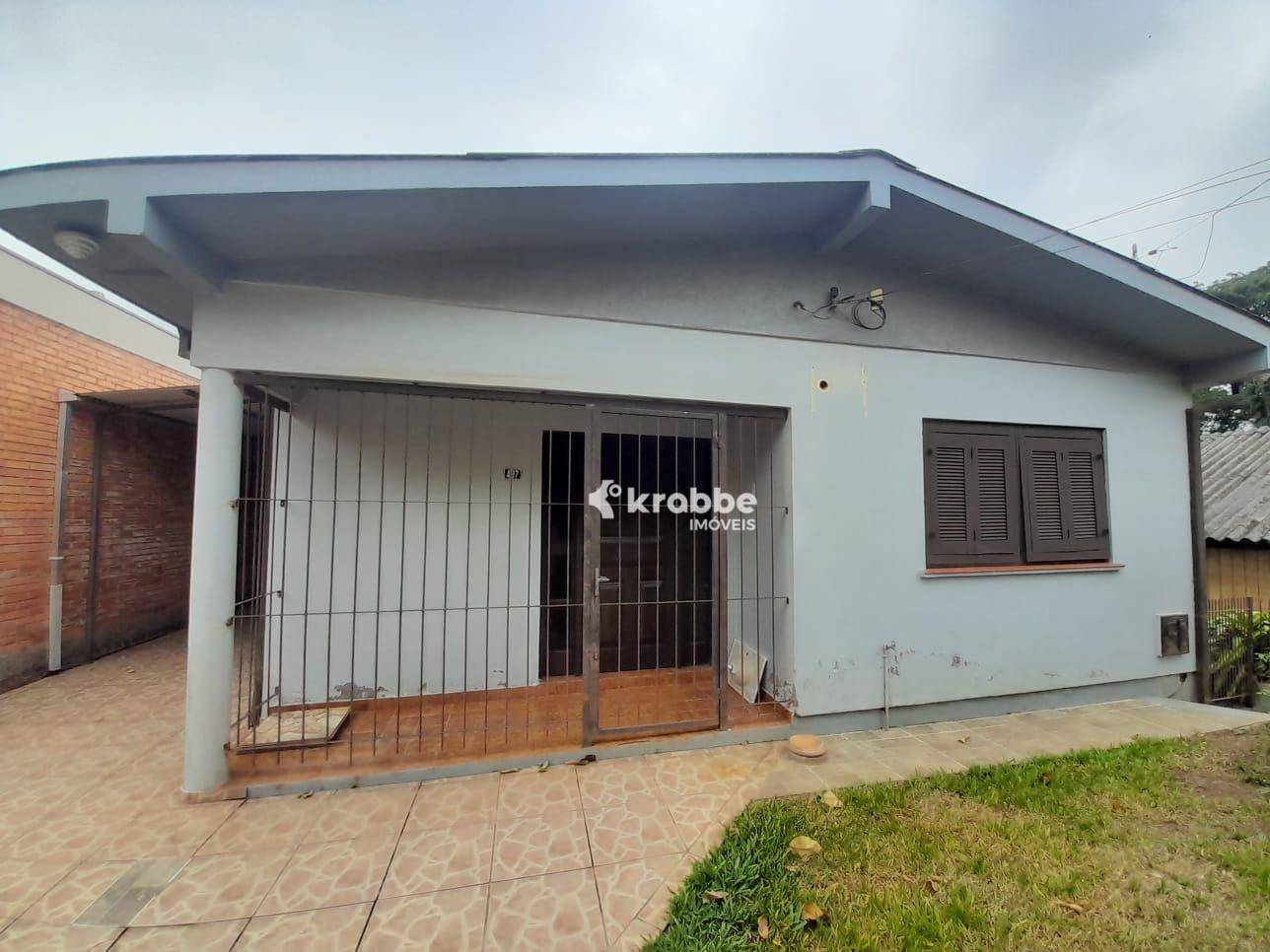 Casa à venda e aluguel com 4 quartos, 148m² - Foto 1