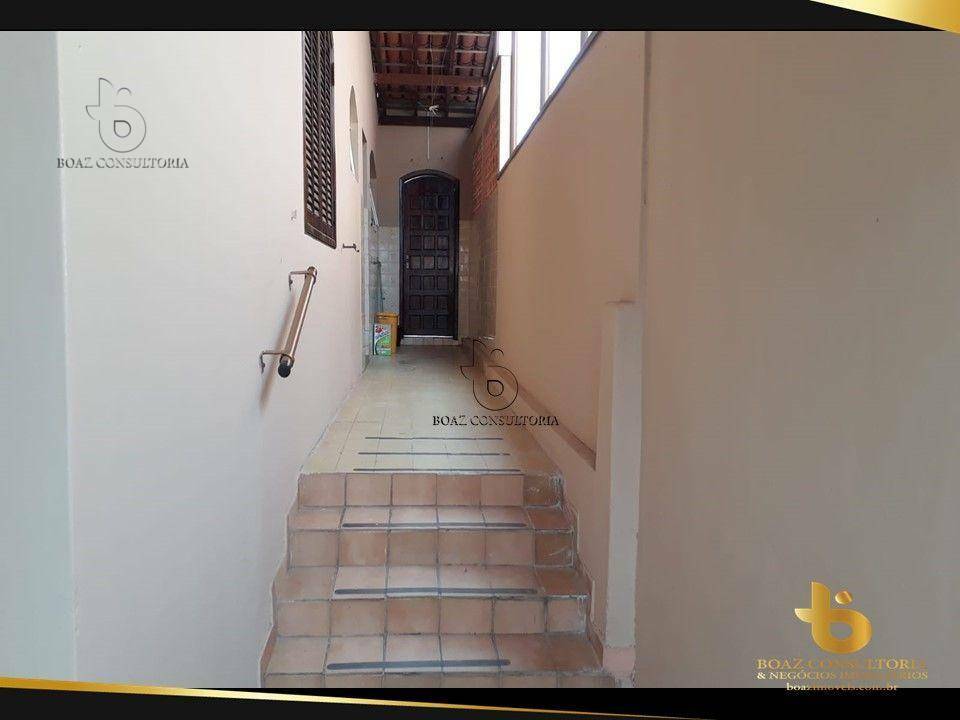 Casa à venda com 3 quartos, 195m² - Foto 12