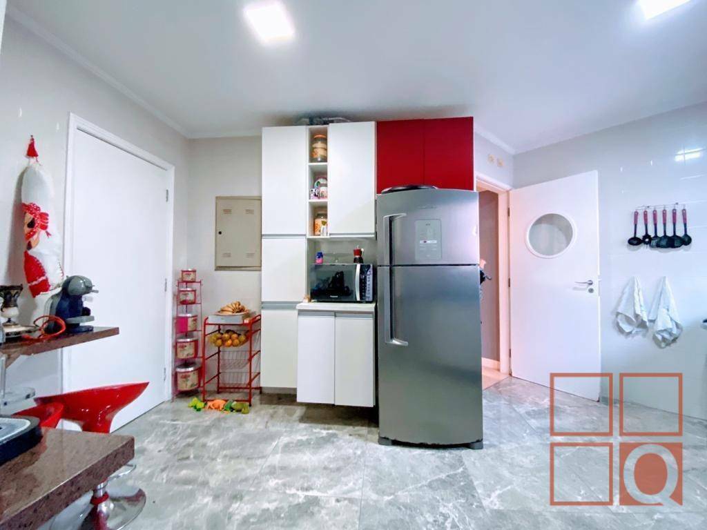 Apartamento à venda com 3 quartos, 124m² - Foto 24
