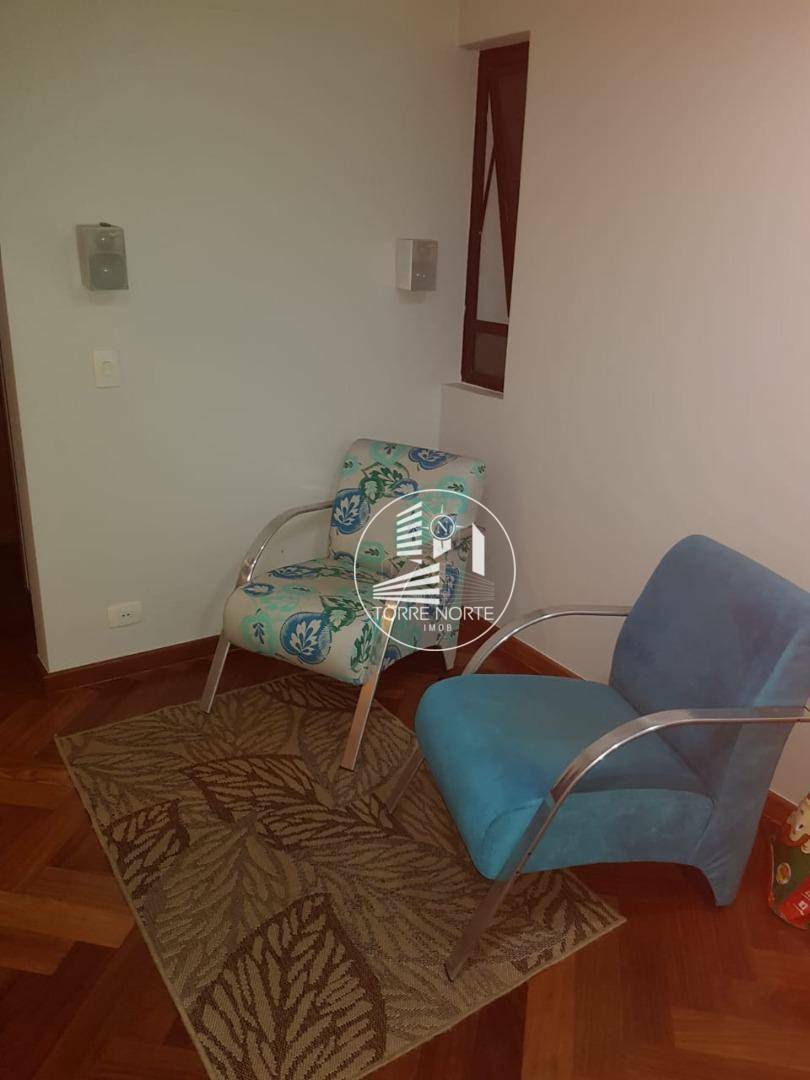 Apartamento à venda com 4 quartos, 220m² - Foto 7