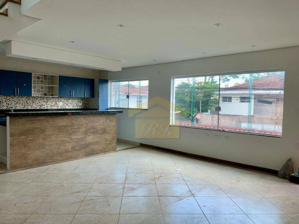 Sobrado à venda e aluguel com 3 quartos, 162m² - Foto 2