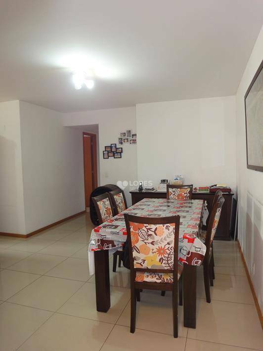 Apartamento à venda com 3 quartos, 118m² - Foto 2