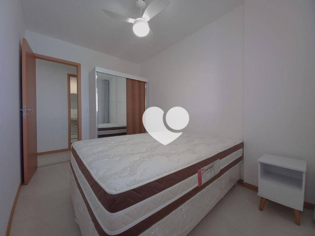 Apartamento à venda com 2 quartos, 70m² - Foto 13