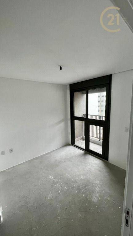 Apartamento à venda com 1 quarto, 44m² - Foto 11