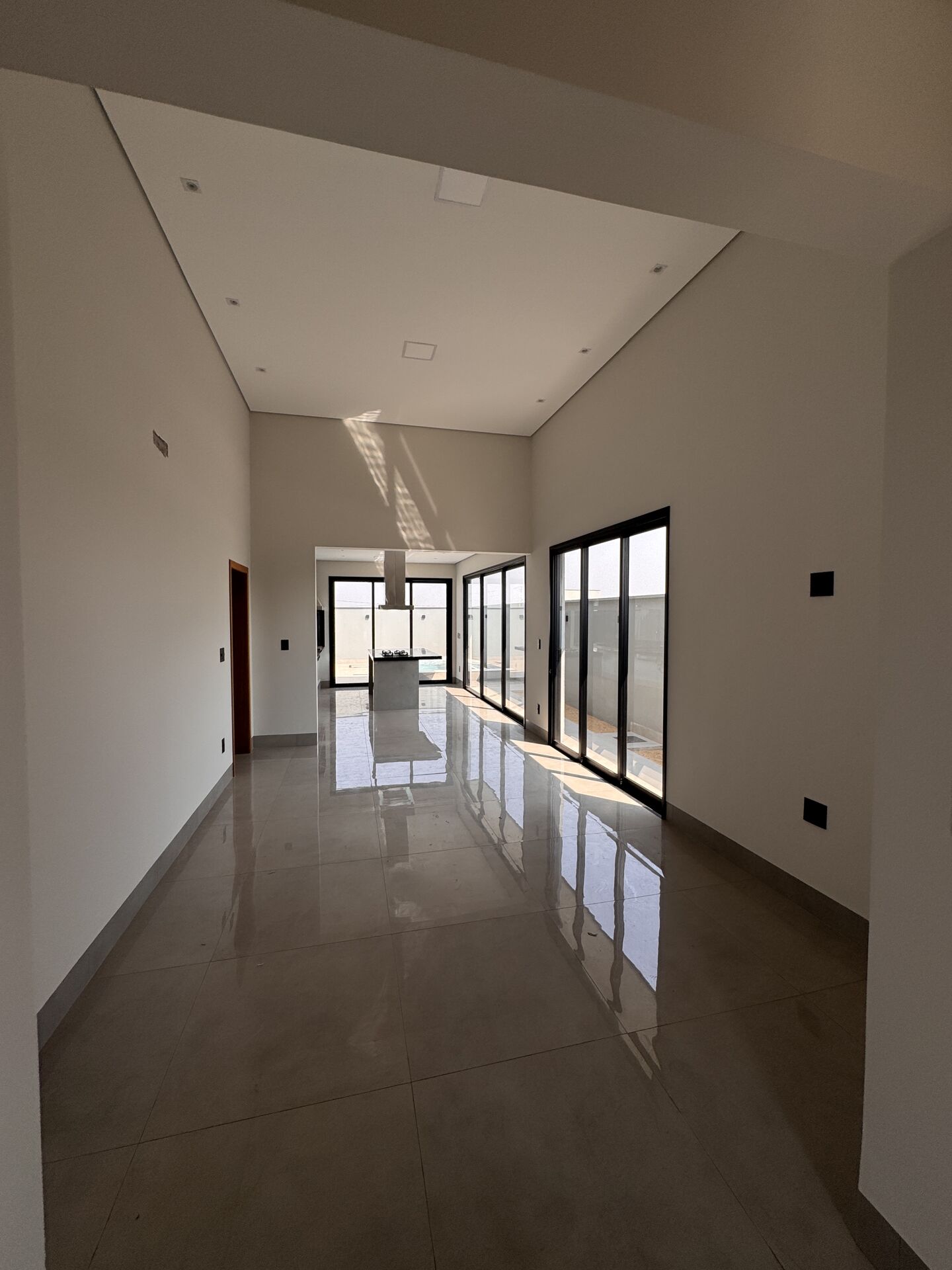 Casa à venda com 3 quartos, 130m² - Foto 16