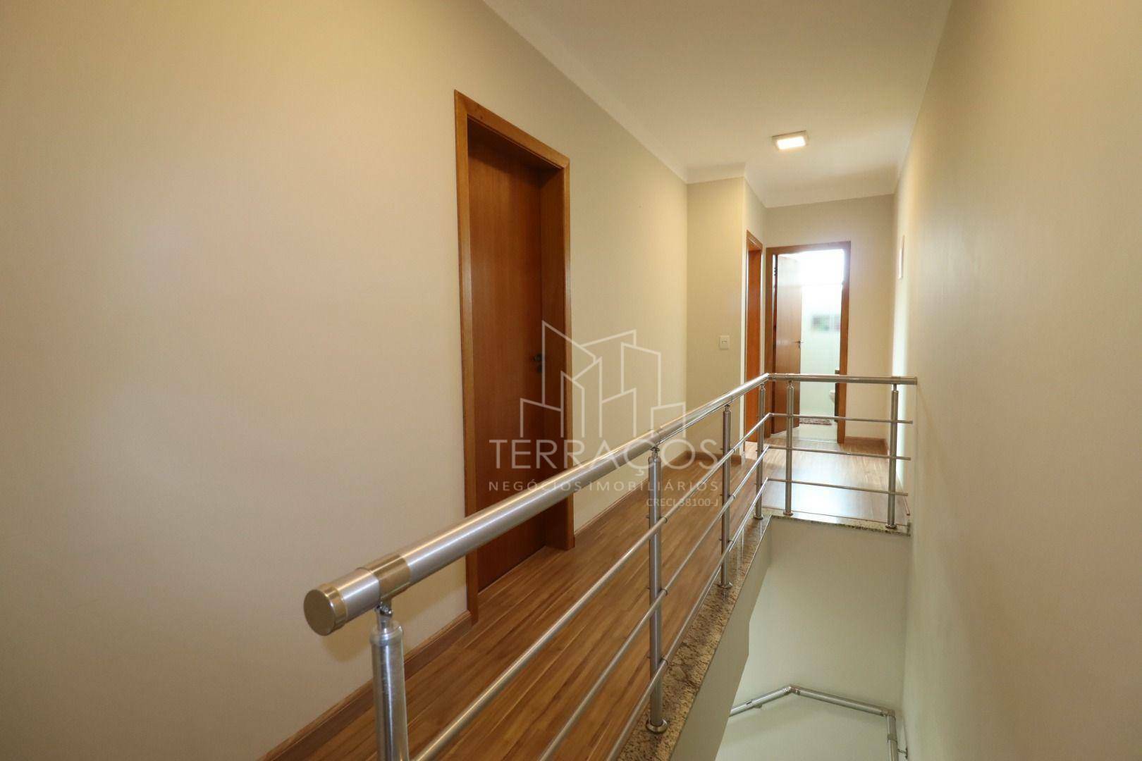 Casa à venda com 3 quartos, 210m² - Foto 20