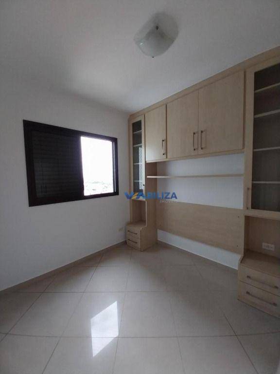 Apartamento à venda com 3 quartos, 70m² - Foto 23