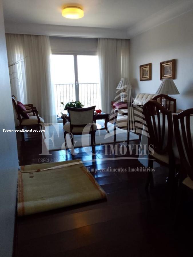 Apartamento à venda com 4 quartos, 220m² - Foto 12