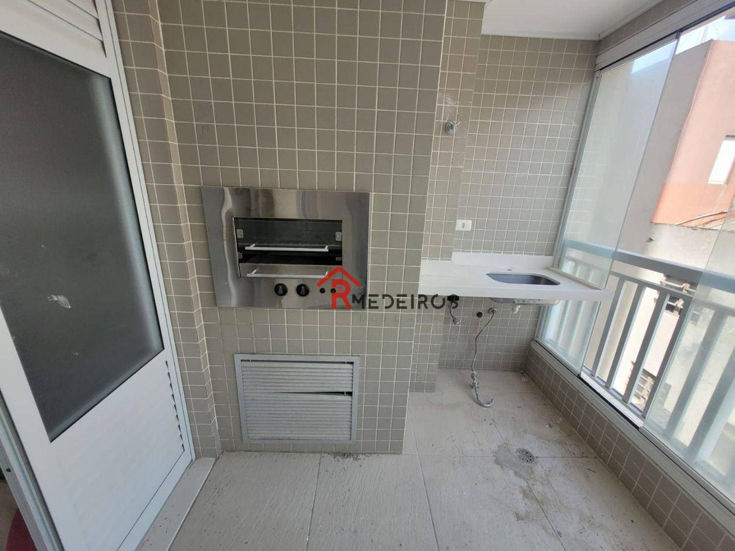 Apartamento à venda com 3 quartos, 123m² - Foto 4