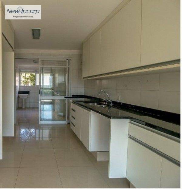 Apartamento à venda com 4 quartos, 195m² - Foto 8