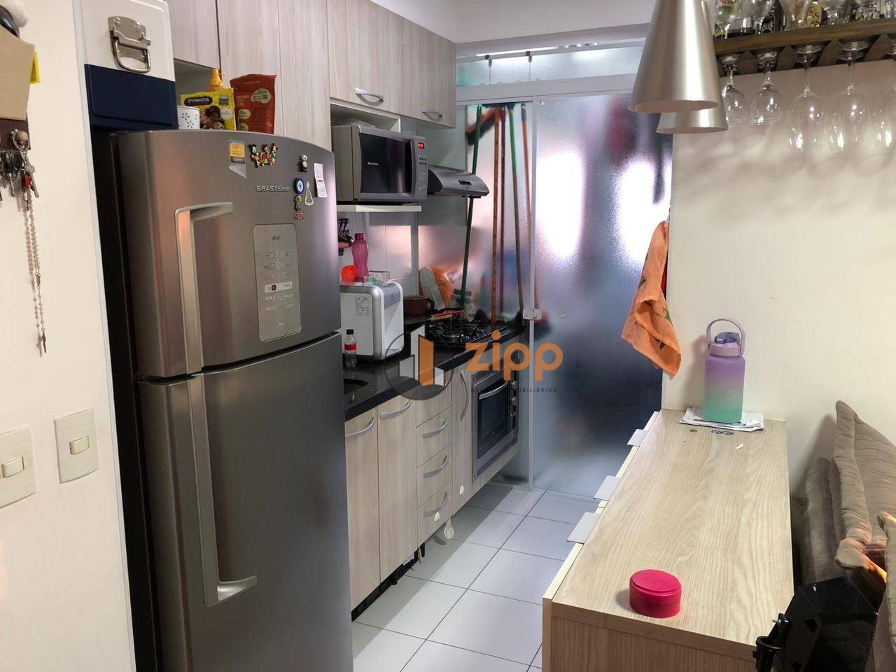 Apartamento à venda com 2 quartos, 72m² - Foto 4