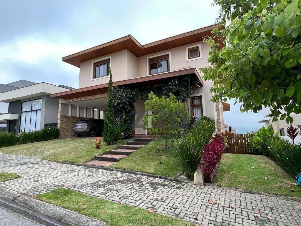 Casa de Condomínio à venda com 5 quartos, 380m² - Foto 2