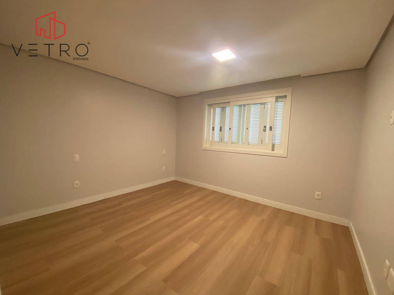 Casa à venda com 5 quartos, 260m² - Foto 24