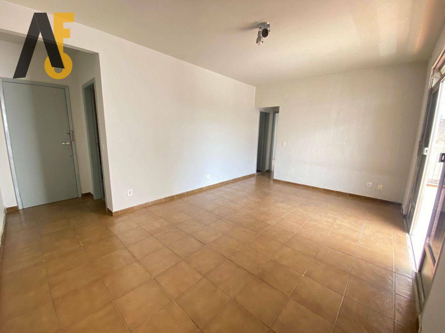 Apartamento à venda com 2 quartos, 88m² - Foto 6